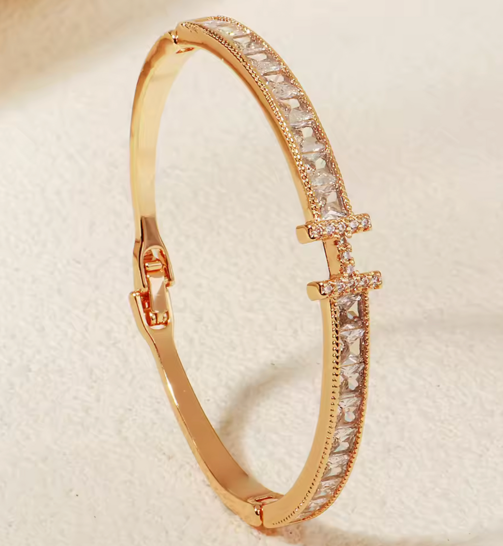 Luxury H-Letter Gold Zircon Bracelet for Women